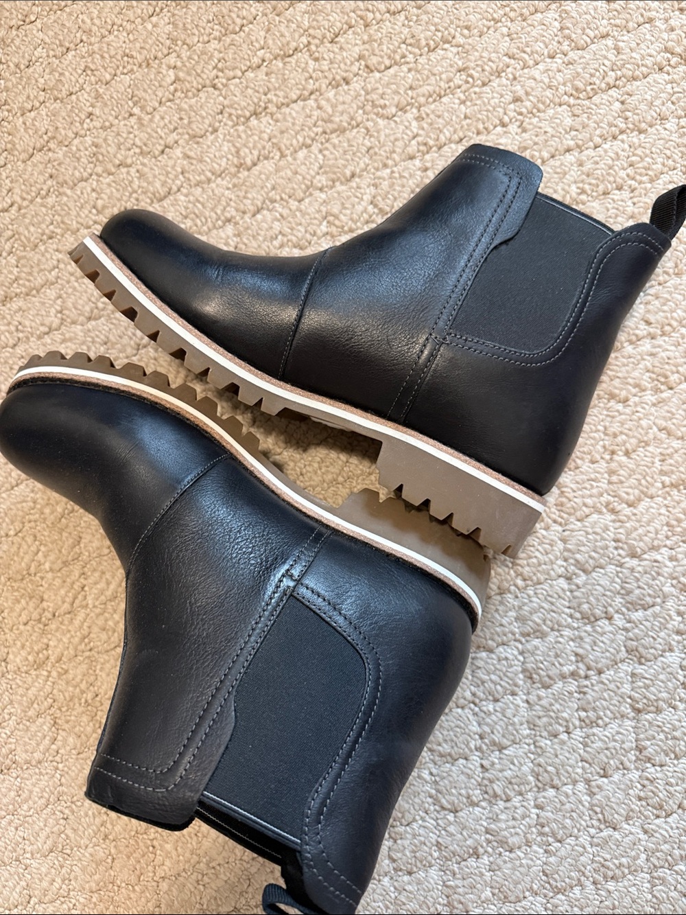 Chaco Women’s Chelsea Black Leather Chukka Boots